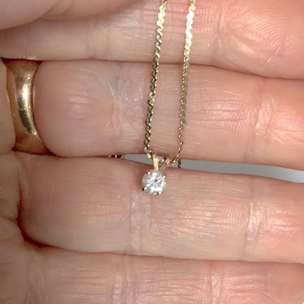 Vintage 14k Gold Necklace with diamond Pendant